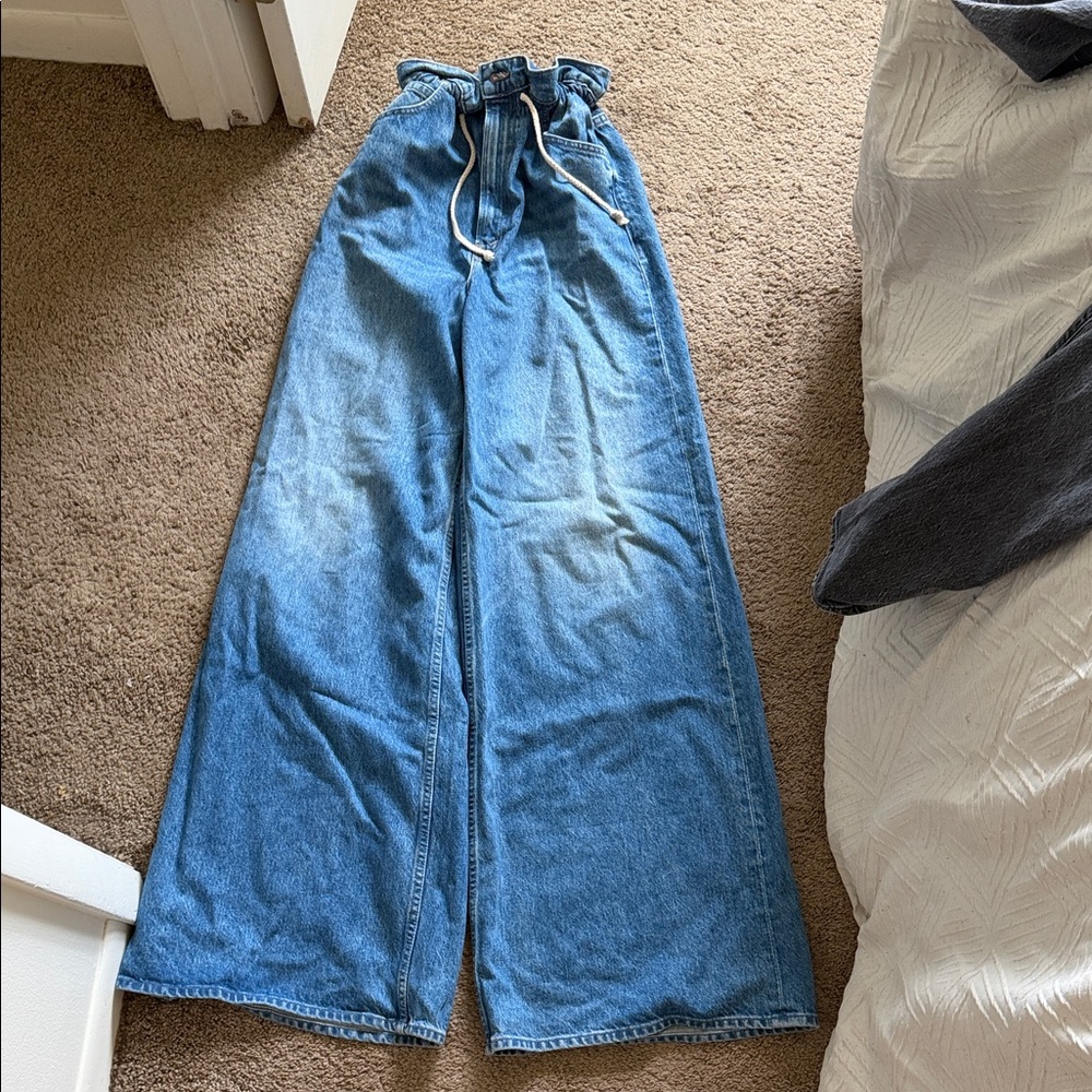 Mother paper bag jeans EUC 25 doggie bag heel
Dine n dash color